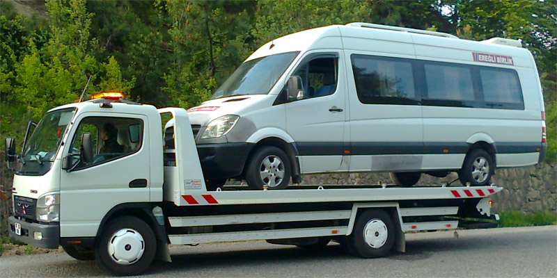 usak-Oto-%C3%87ekici.jpg